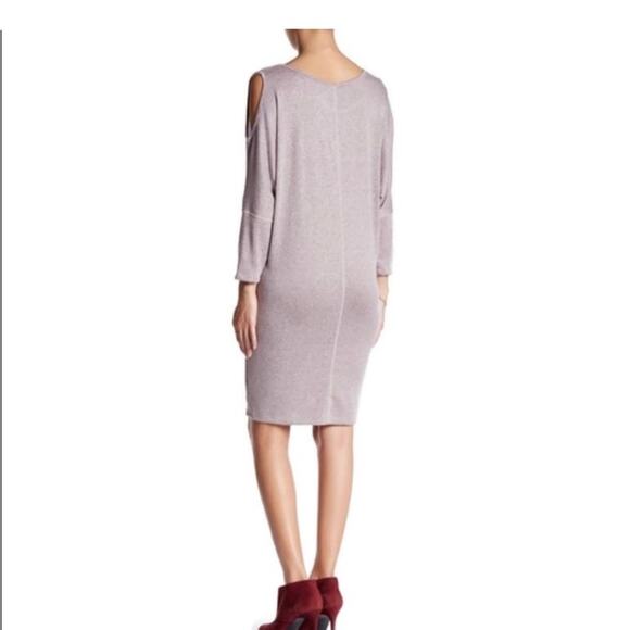 Bobeau Cold Shoulder Midi Dress Size: Medium Pinkish Heather Gray - Picture 2 of 6